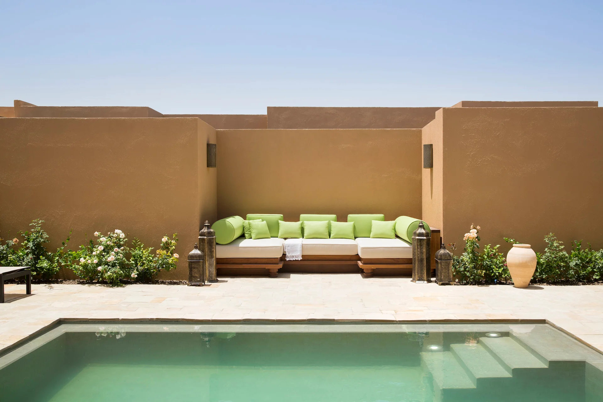 pool sofa one bedroom garden pool villa anantara al jabal al akhdar oman