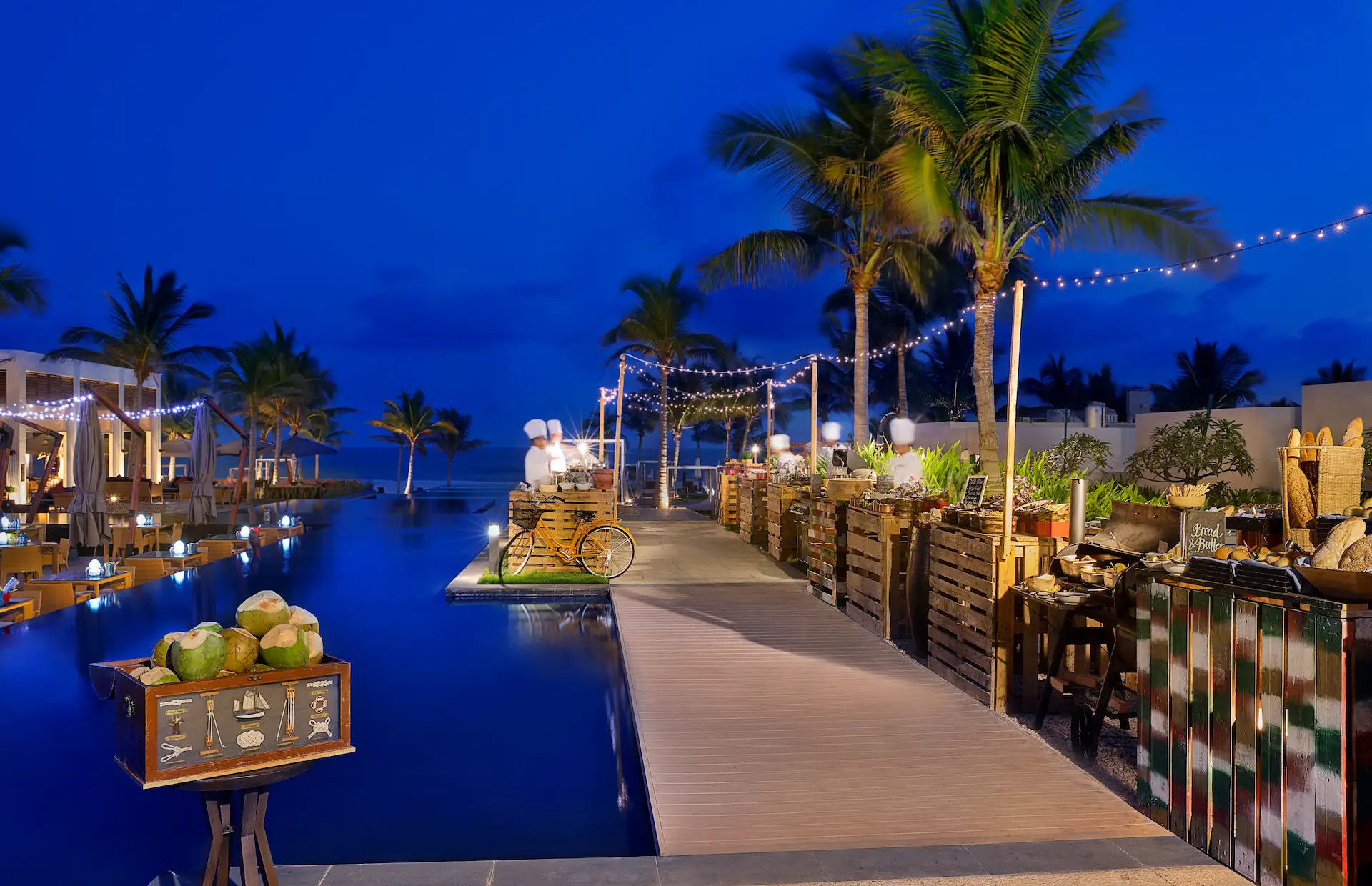 sakalan buffet dinner at al baleed resort salalah by anantara oman