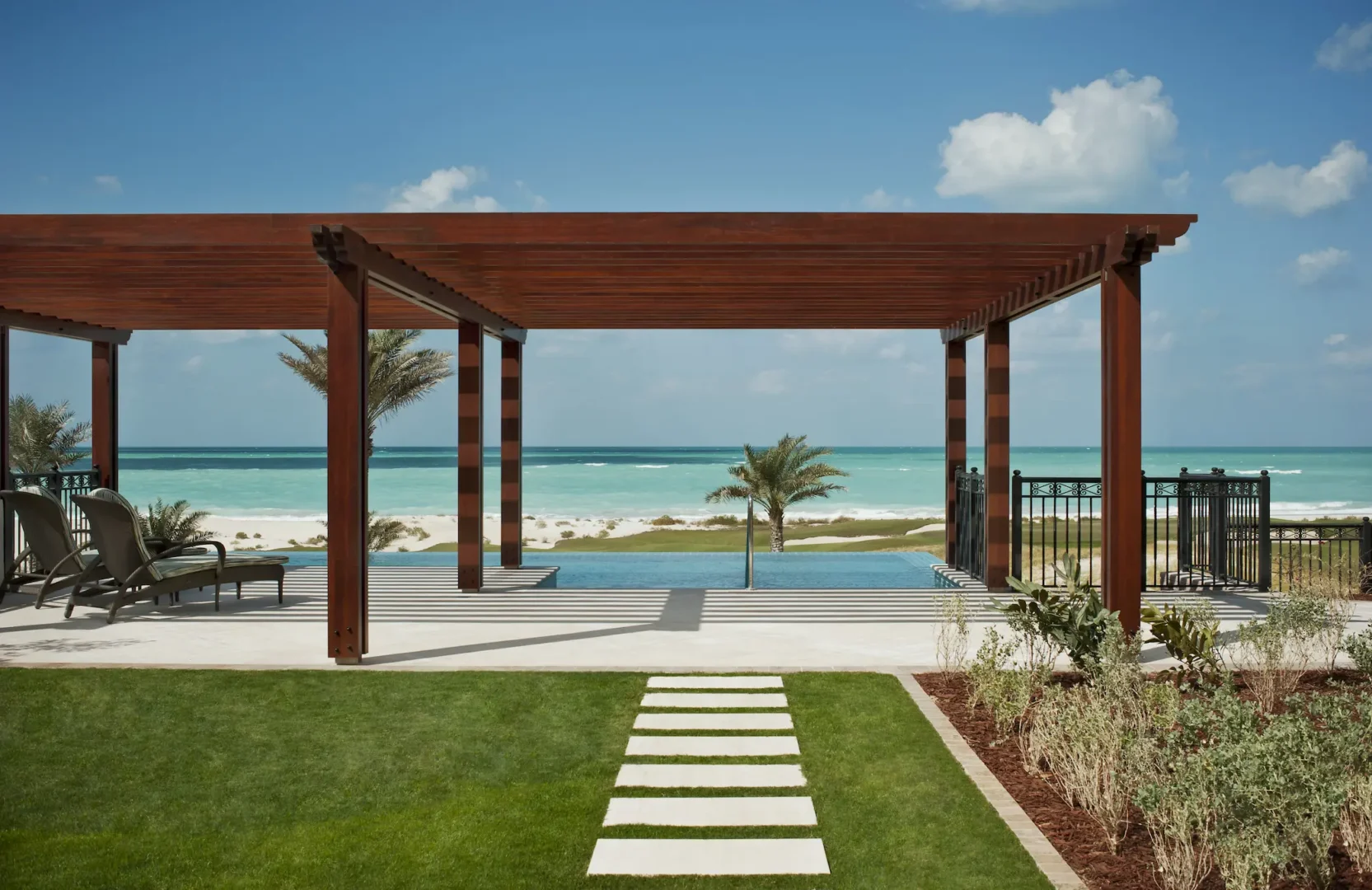 st regis saadiyat island abu dhabi majestic suite private pool