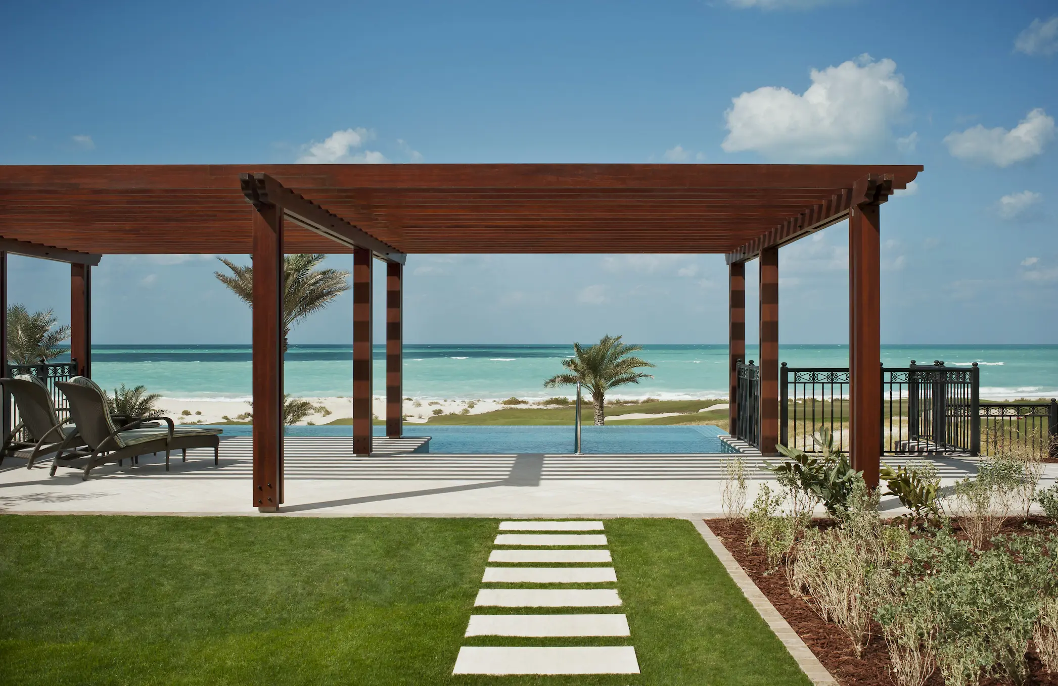 st regis saadiyat island abu dhabi majestic suite private pool
