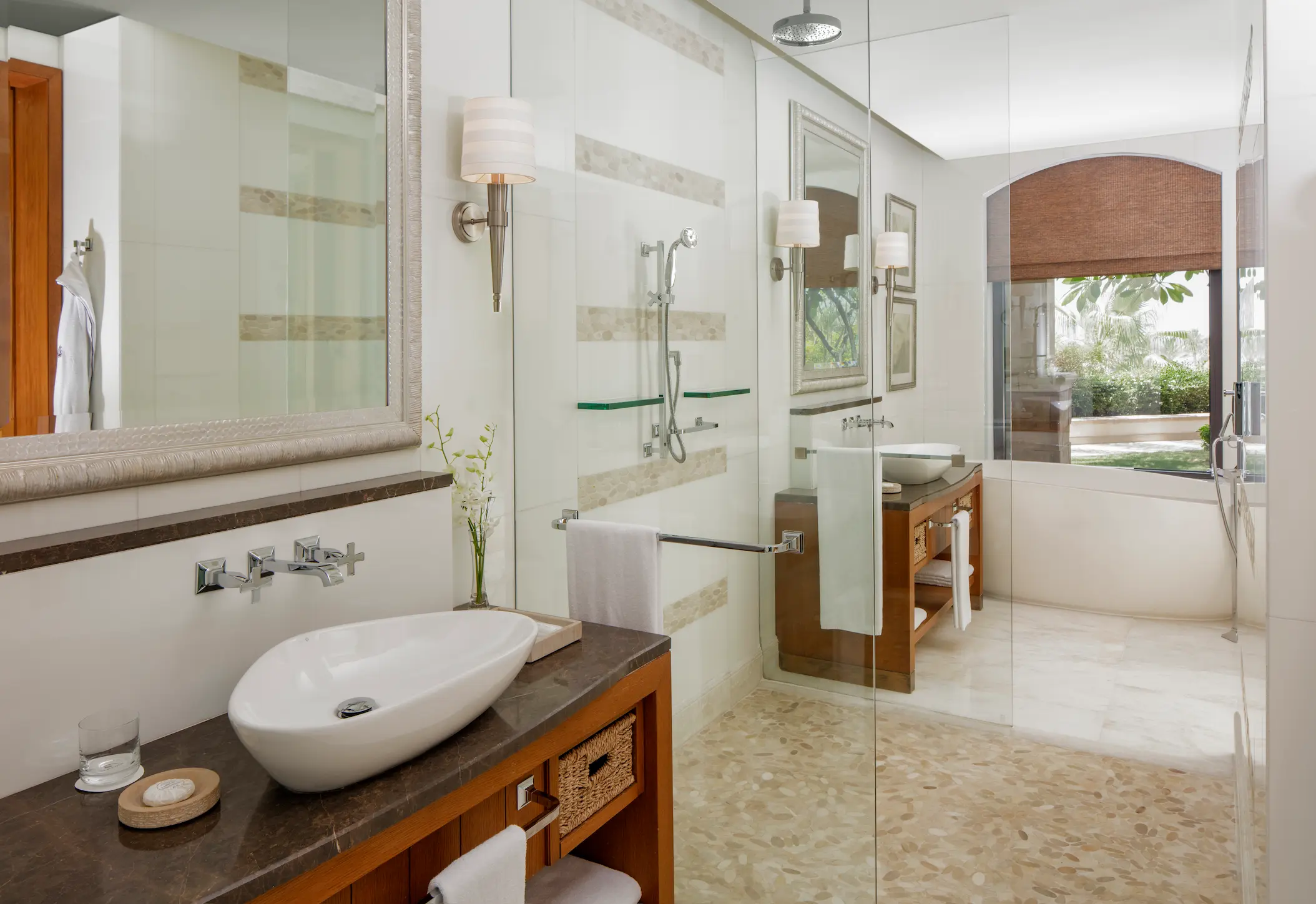 st regis saadiyat island abu dhabi superior room bathtub