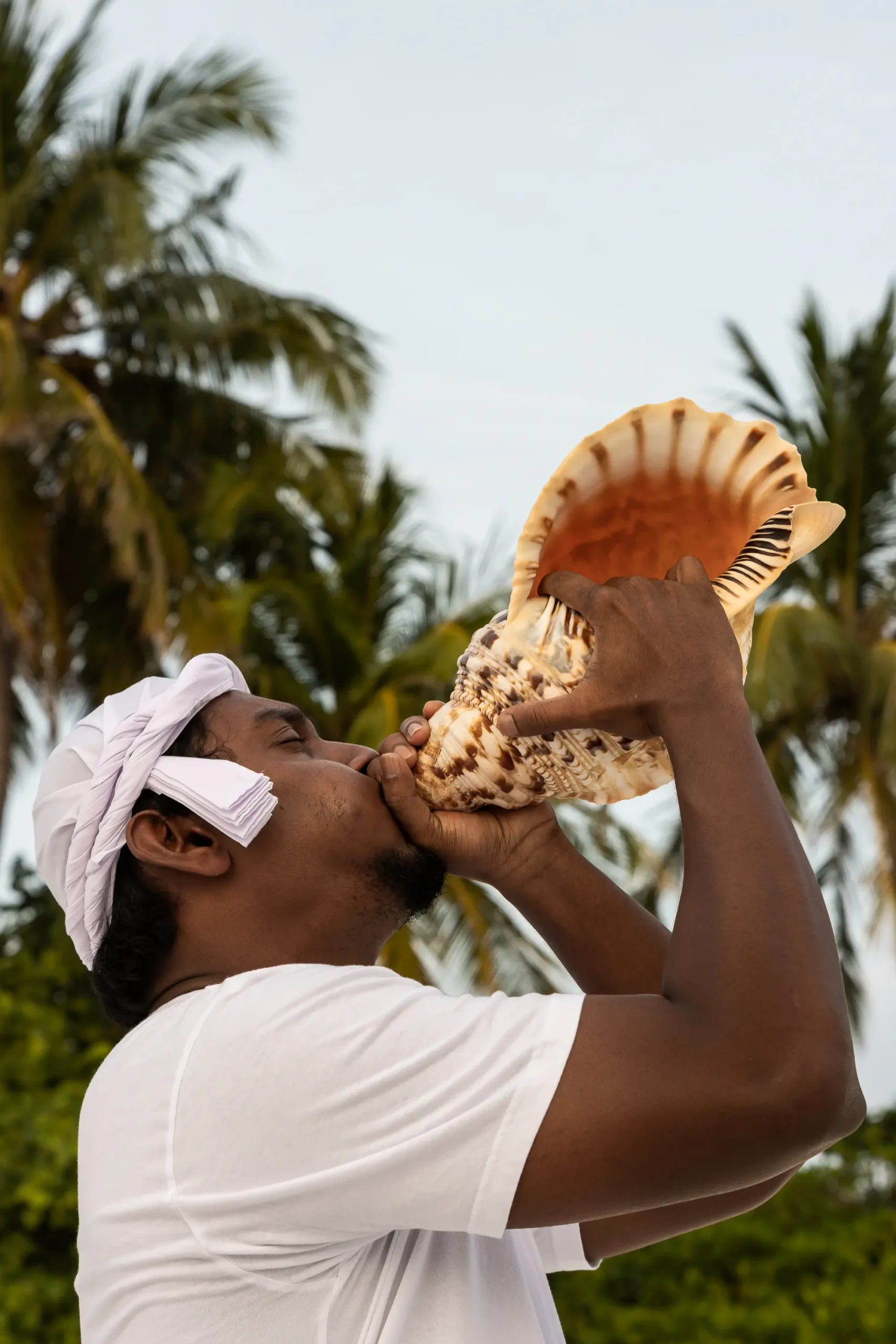 sun siyam vilu reef maldives local island visit exploring authentic village life culture and everyday island scenery