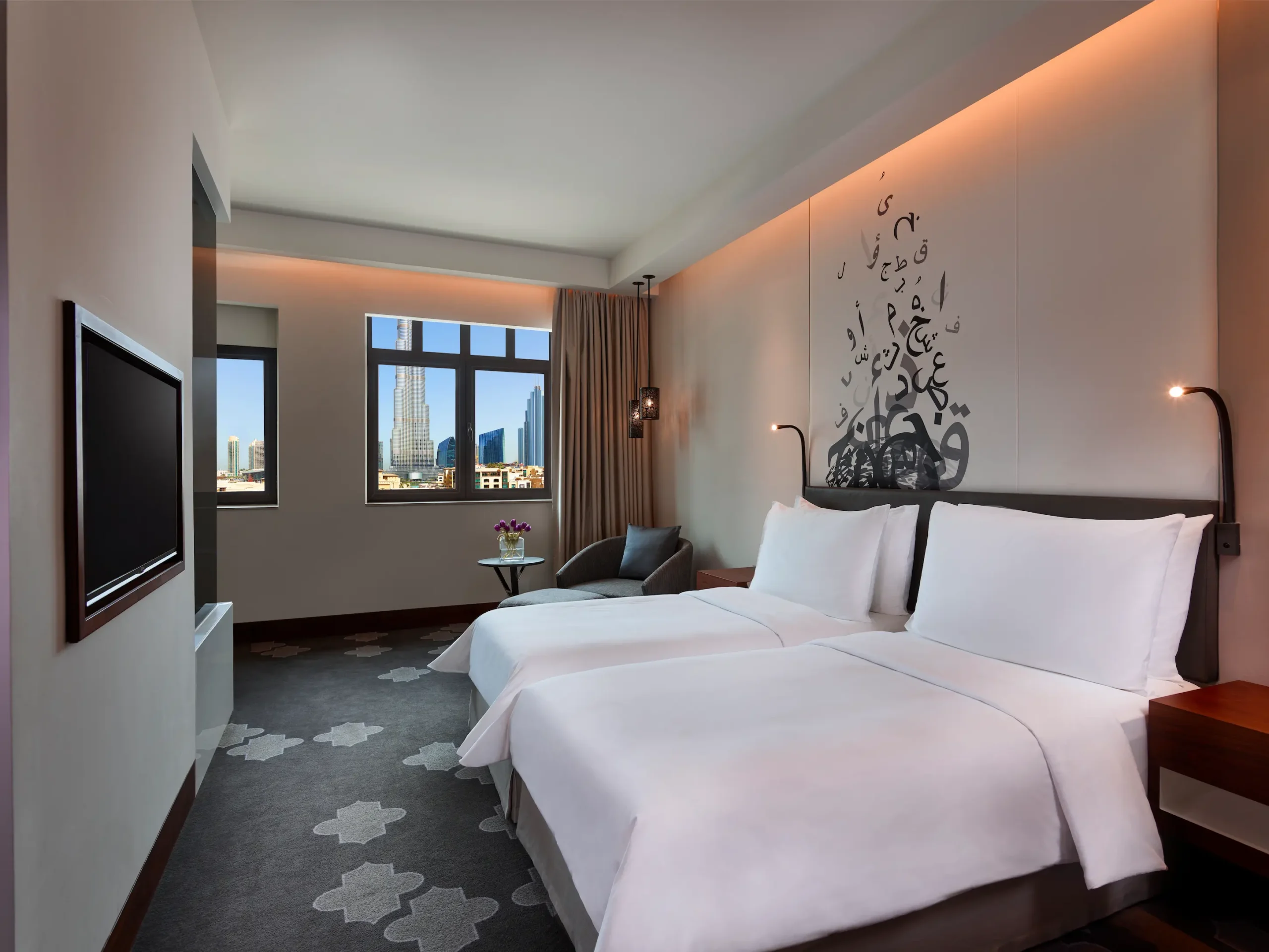 deluxe landmark view twin at the heritage hotel dubai with daylight city views