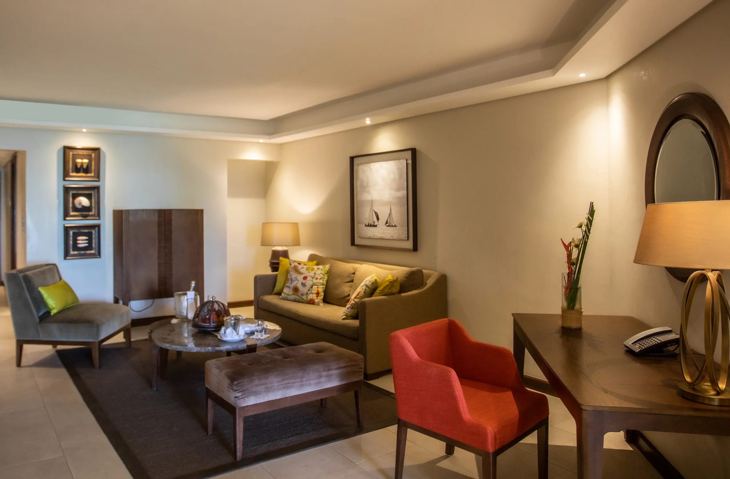 royal-palm-beachcomber-family-suite-terrace-living-area-grand-baie-mauritius