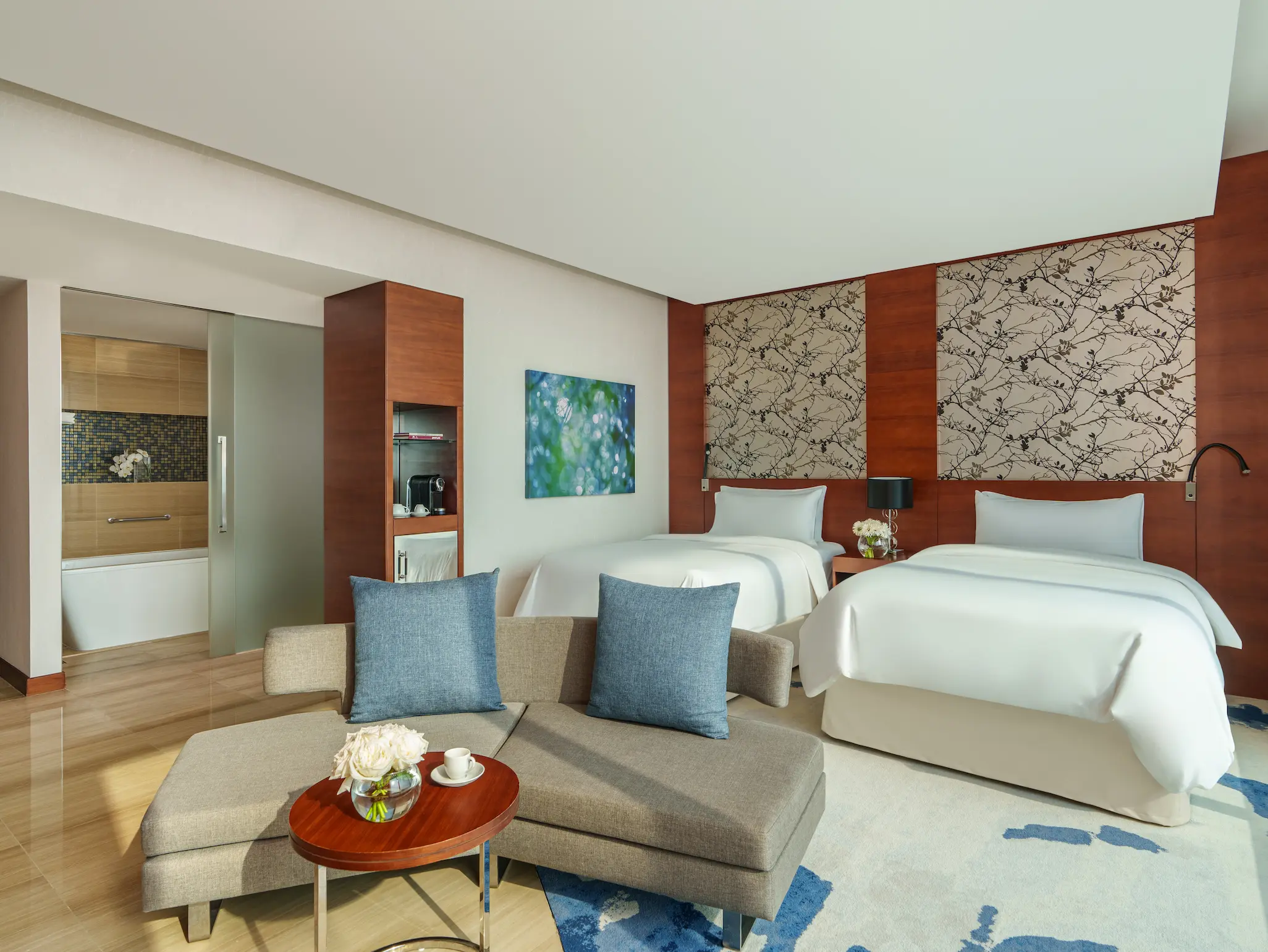 Fairmont Gold Twin Room at Fairmont Bab Al Bahr Abu Dhabi featuring luxury accommodation and exclusive Fairmont Gold benefits