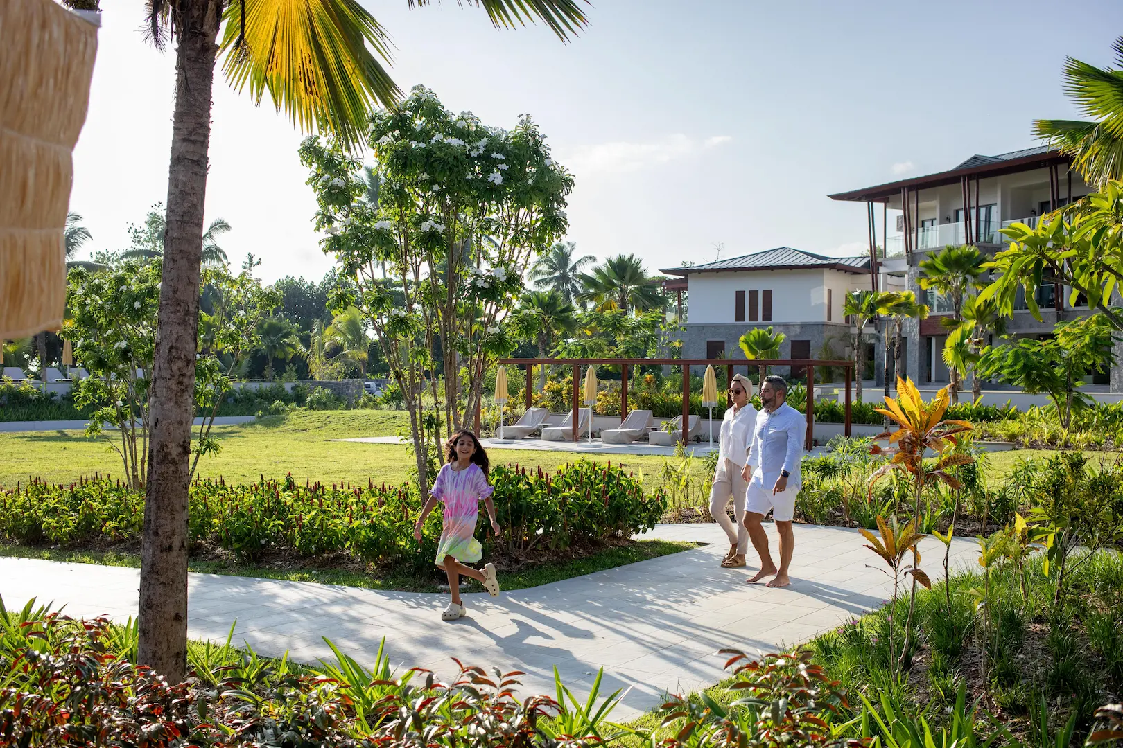 Smash Burgers and Sliders Cruiser at Canopy by Hilton Seychelles Resort in Mahé, Seychelles, serving burgers and sliders in a casual outdoor dining setting.
