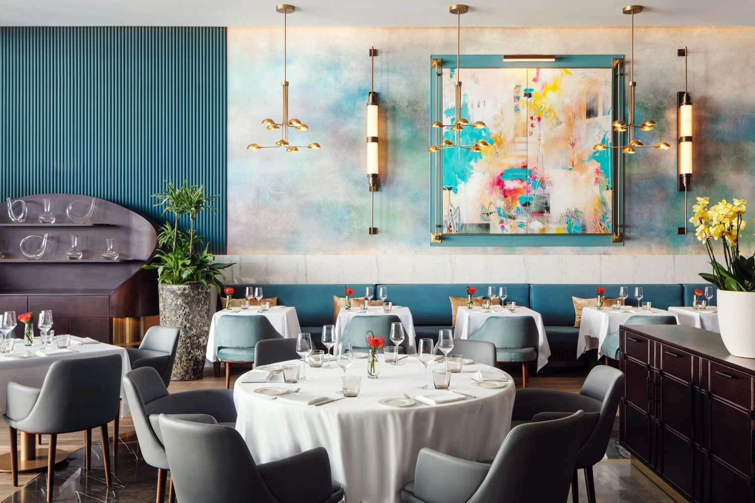 Roberto's restaurant serving contemporary Italian cuisine at The St. Regis Al Mouj Muscat Resort in Oman