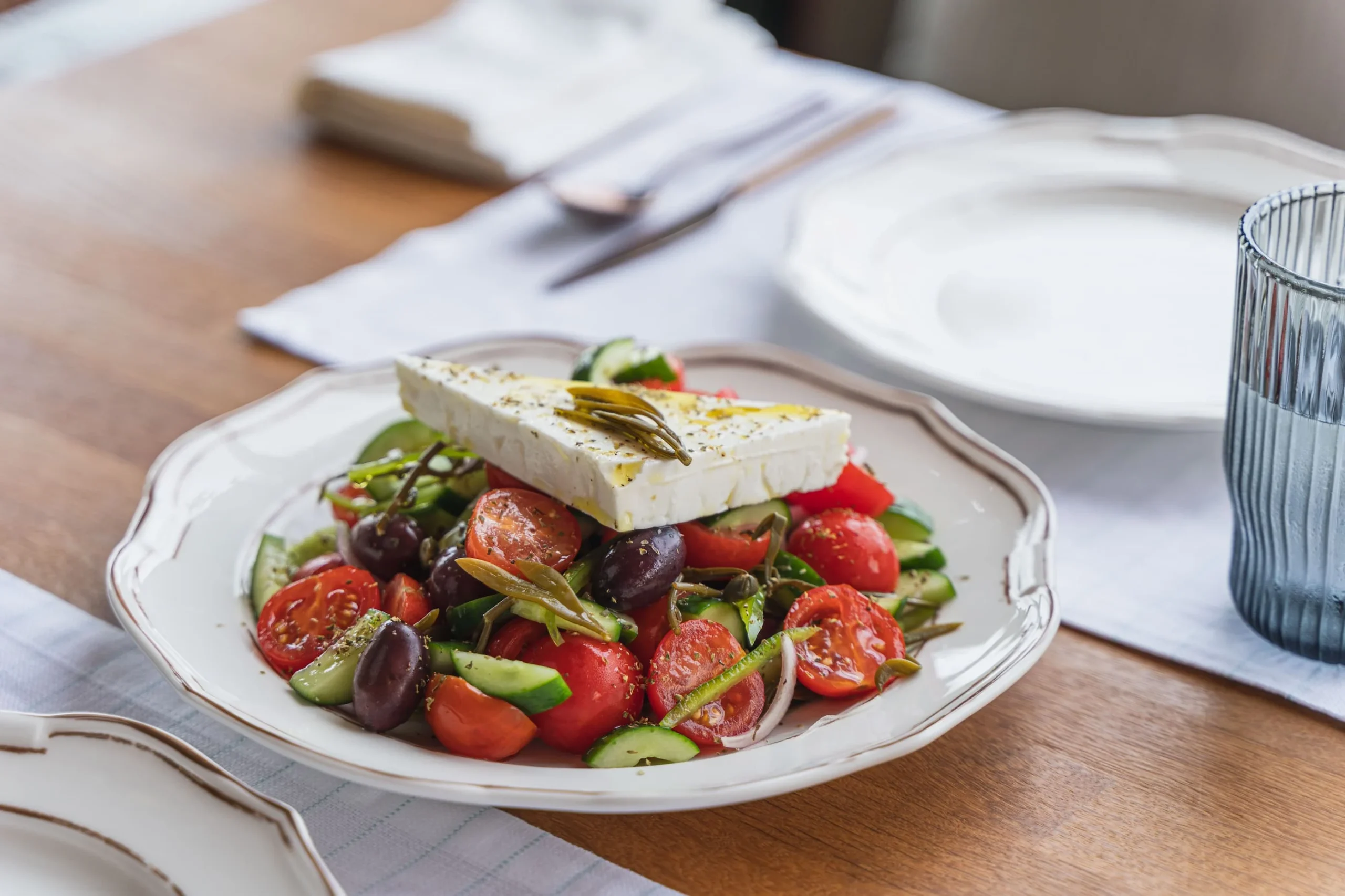Café de Paris restaurant offering classic European dining at The St. Regis Al Mouj Muscat Resort in Oman